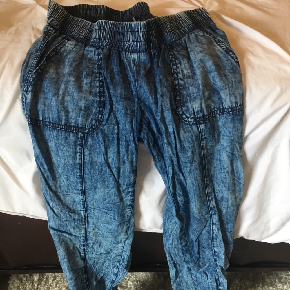 Motherhood maternity lightweight jeans